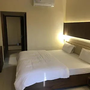  Hotel Rudraksh India